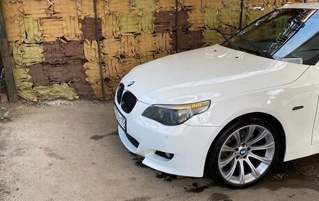 BMW 5 серия, 2005 год, 700 000 рублей, 11 фотография