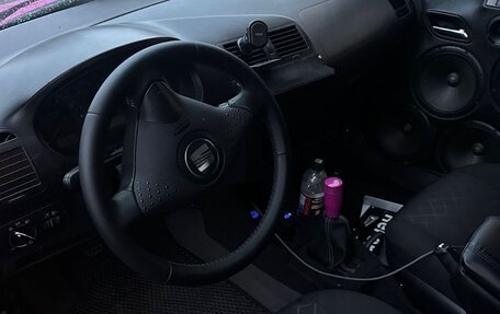 SEAT Ibiza II, 2000 год, 700 000 рублей, 4 фотография