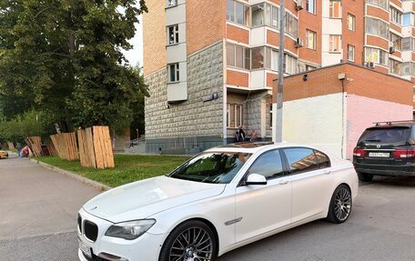 BMW 7 серия, 2010 год, 1 850 000 рублей, 2 фотография