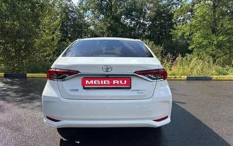 Toyota Corolla, 2021 год, 2 400 000 рублей, 8 фотография