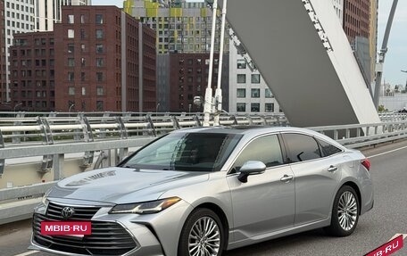 Toyota Avalon, 2022 год, 3 500 000 рублей, 2 фотография