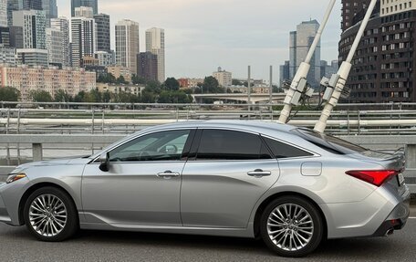 Toyota Avalon, 2022 год, 3 500 000 рублей, 5 фотография