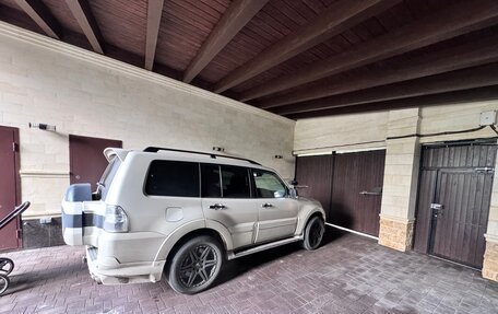 Mitsubishi Pajero IV, 2019 год, 4 000 000 рублей, 3 фотография