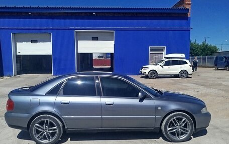 Audi A4, 2000 год, 455 000 рублей, 2 фотография