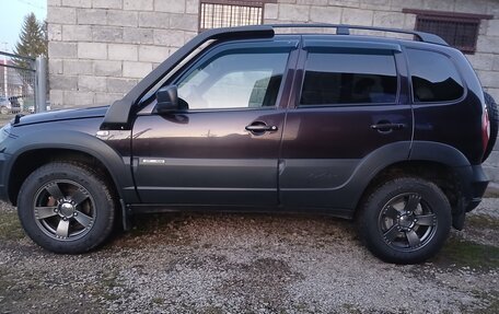Chevrolet Niva I рестайлинг, 2017 год, 700 000 рублей, 13 фотография