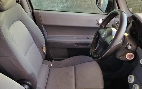 Mitsubishi Colt VI рестайлинг, 2005 год, 325 000 рублей, 3 фотография
