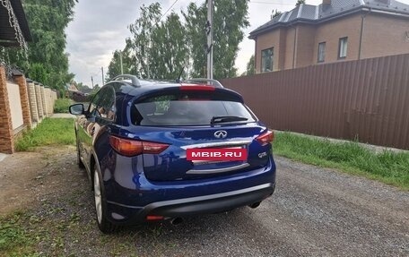 Infiniti QX70, 2016 год, 2 880 000 рублей, 4 фотография
