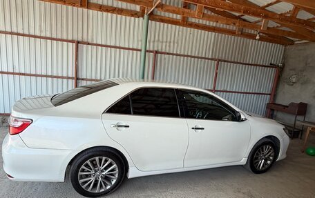 Toyota Camry, 2016 год, 1 470 000 рублей, 3 фотография