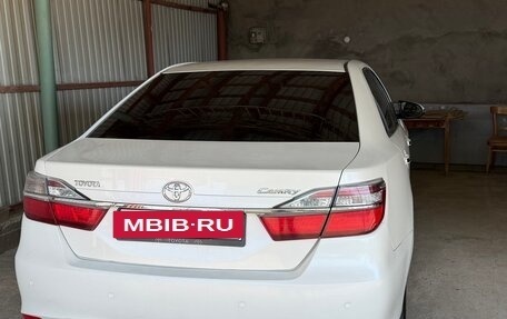 Toyota Camry, 2016 год, 1 470 000 рублей, 4 фотография