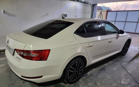 Skoda Superb III рестайлинг, 2017 год, 2 085 000 рублей, 5 фотография