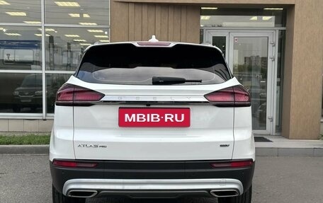 Geely Atlas, 2022 год, 1 910 000 рублей, 5 фотография