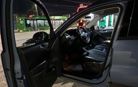 Volkswagen Tiguan I, 2011 год, 1 400 000 рублей, 10 фотография