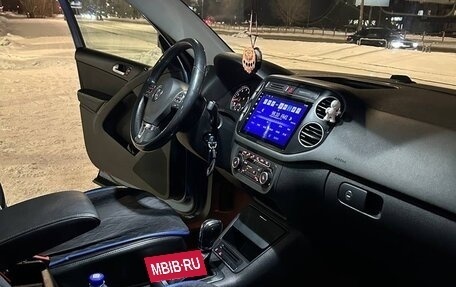 Volkswagen Tiguan I, 2011 год, 1 400 000 рублей, 6 фотография