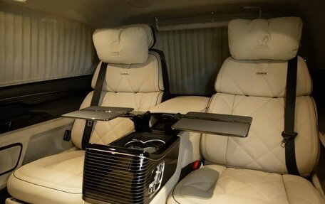 Mercedes-Benz V-Класс, 2025 год, 36 000 000 рублей, 23 фотография