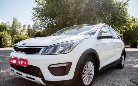 KIA Rio IV, 2018 год, 1 380 000 рублей, 2 фотография