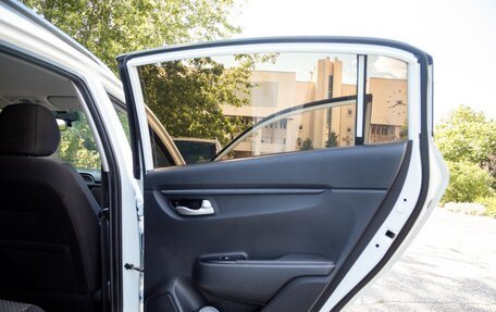 KIA Rio IV, 2018 год, 1 380 000 рублей, 29 фотография