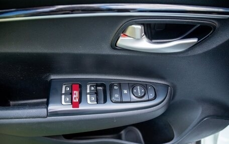 KIA Rio IV, 2018 год, 1 380 000 рублей, 20 фотография