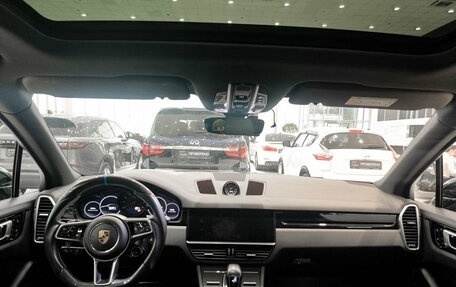Porsche Cayenne III, 2019 год, 5 600 000 рублей, 17 фотография