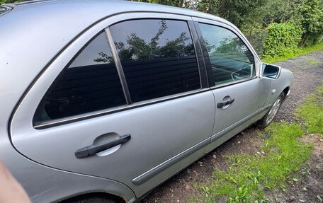 Mercedes-Benz E-Класс, 1997 год, 285 000 рублей, 17 фотография