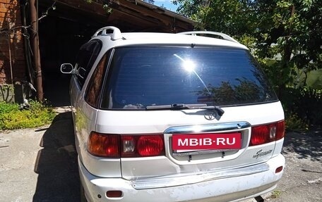Toyota Ipsum II, 2000 год, 460 000 рублей, 2 фотография