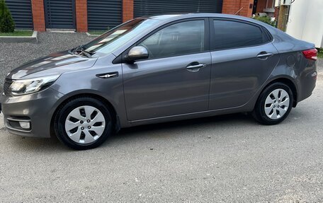 KIA Rio III рестайлинг, 2015 год, 950 000 рублей, 3 фотография