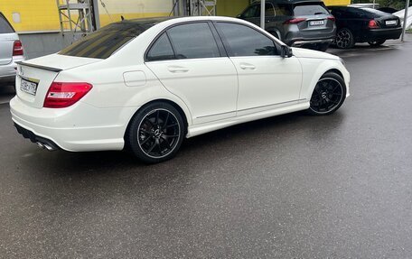 Mercedes-Benz C-Класс, 2011 год, 1 650 000 рублей, 7 фотография