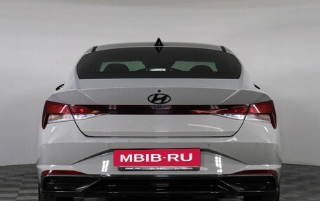 Hyundai Elantra, 2021 год, 1 977 000 рублей, 7 фотография