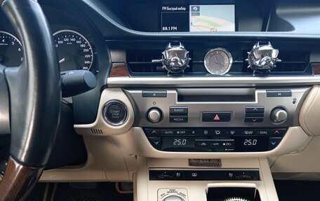 Lexus ES VII, 2014 год, 2 320 000 рублей, 10 фотография