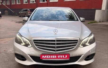 Mercedes-Benz E-Класс, 2015 год, 2 000 000 рублей, 2 фотография