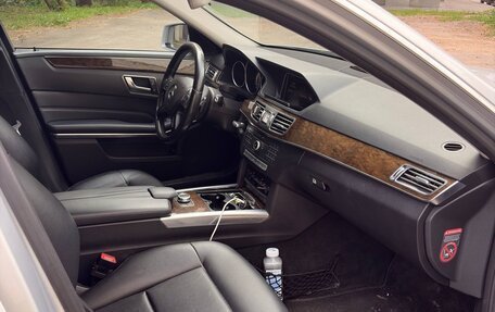 Mercedes-Benz E-Класс, 2015 год, 2 000 000 рублей, 8 фотография