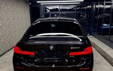 BMW 5 серия, 2023 год, 5 300 000 рублей, 6 фотография