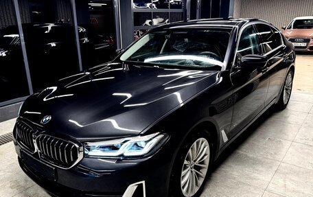 BMW 5 серия, 2023 год, 5 300 000 рублей, 4 фотография