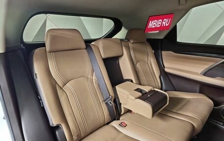 Lexus RX IV рестайлинг, 2018 год, 3 871 000 рублей, 17 фотография