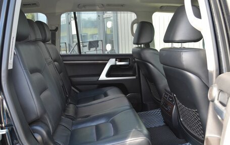 Toyota Land Cruiser 200, 2016 год, 5 699 999 рублей, 24 фотография