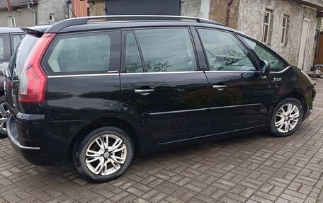 Citroen C4 Picasso II рестайлинг, 2011 год, 679 000 рублей, 2 фотография