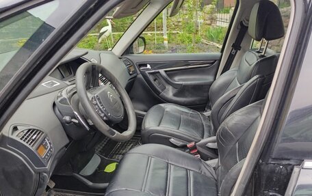 Citroen C4 Picasso II рестайлинг, 2011 год, 679 000 рублей, 4 фотография