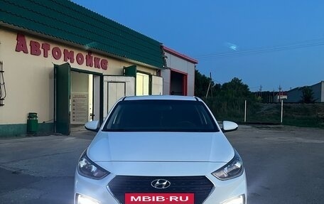 Hyundai Solaris II рестайлинг, 2017 год, 1 200 000 рублей, 6 фотография