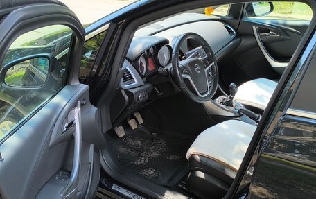 Opel Astra J, 2014 год, 1 100 000 рублей, 8 фотография