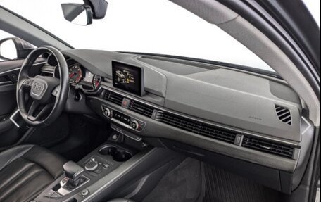 Audi A4, 2018 год, 2 500 000 рублей, 9 фотография