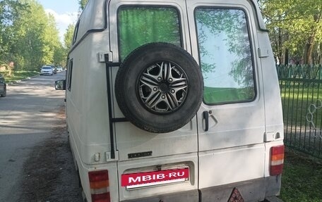 Renault Trafic, 1993 год, 380 000 рублей, 12 фотография