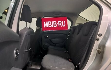 Renault Logan II, 2017 год, 720 000 рублей, 17 фотография
