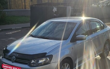 Volkswagen Polo VI (EU Market), 2013 год, 650 000 рублей, 3 фотография