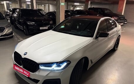 BMW 5 серия, 2017 год, 2 900 000 рублей, 3 фотография
