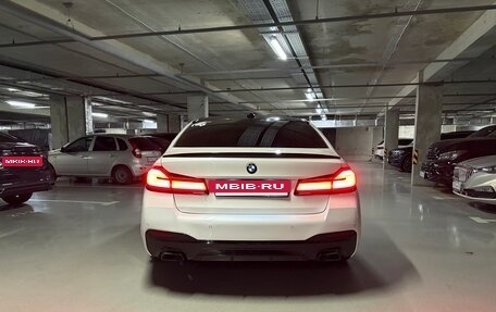 BMW 5 серия, 2017 год, 2 900 000 рублей, 9 фотография