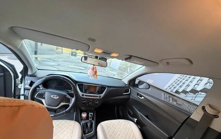 Hyundai Solaris II рестайлинг, 2017 год, 1 150 000 рублей, 7 фотография