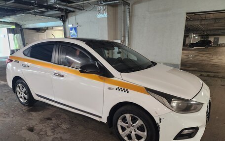 Hyundai Solaris II рестайлинг, 2017 год, 630 000 рублей, 5 фотография