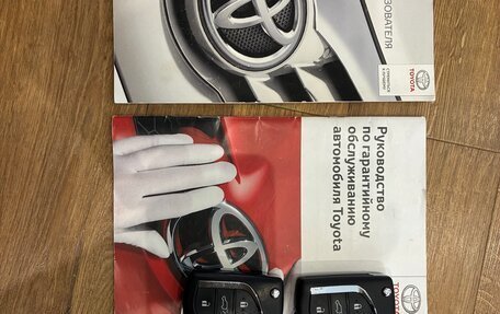 Toyota RAV4, 2017 год, 2 800 000 рублей, 19 фотография