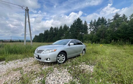 Toyota Camry, 2010 год, 1 130 000 рублей, 3 фотография