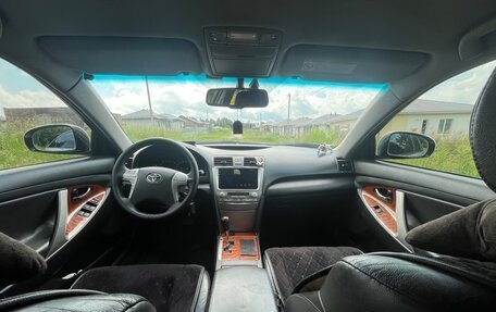 Toyota Camry, 2010 год, 1 130 000 рублей, 9 фотография