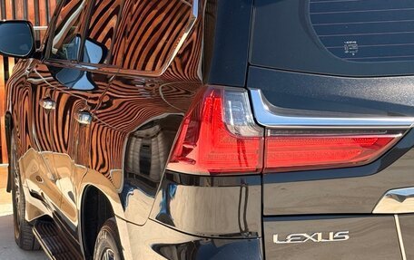 Lexus LX III, 2018 год, 8 000 000 рублей, 3 фотография
